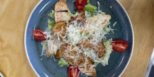Цезарь с курицей