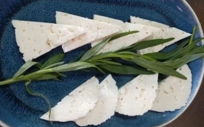 Сыр имеритинский с тархуном